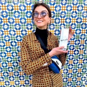 Meet your Posher, Leslie